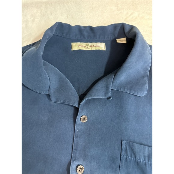 Tommy Bahama Blue Shirt Mens XL 100% Silk Short Sleeve Button-Up - Picture 2 of 15